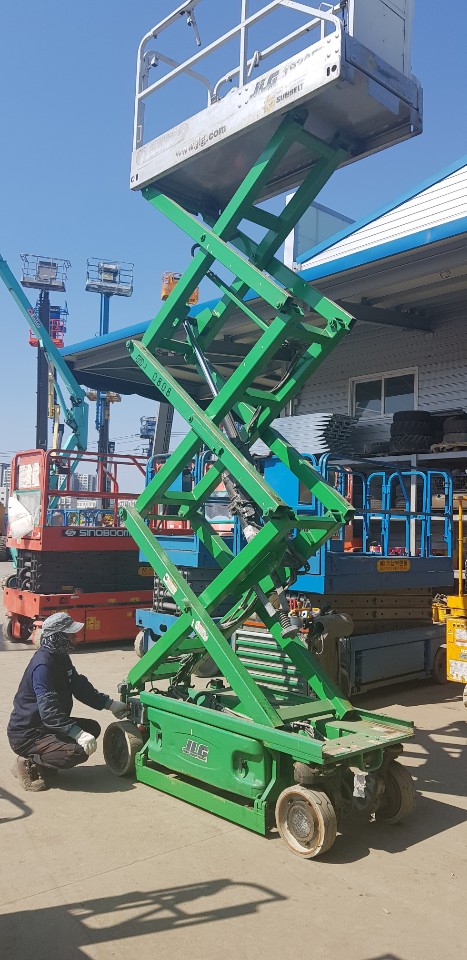고소작업대 진해군항제 준비현장 렌탈 고소작업대 진해군항제 준비현장 렌탈