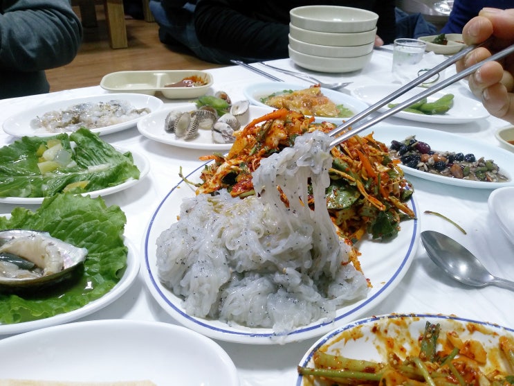  충남장고항여행 실치회 빨간모자횟집