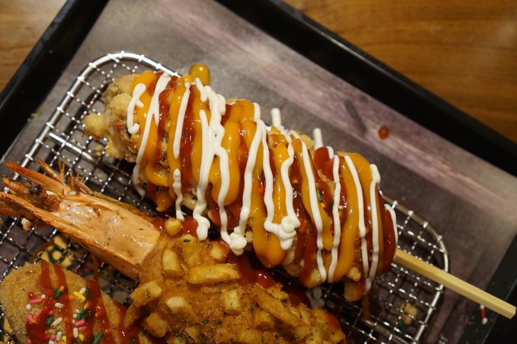  논현동맛집 새로 오픈한 찹찹핫도그 다녀왔어요:)