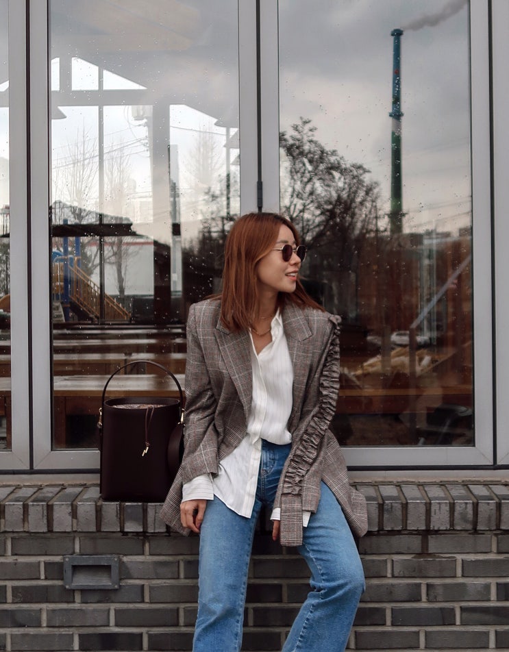  꽃샘추위 속 느낌있는 봄 데일리룩 | 제이미원더 베르니 & 헬레나앤크리스티 뮬 슈즈