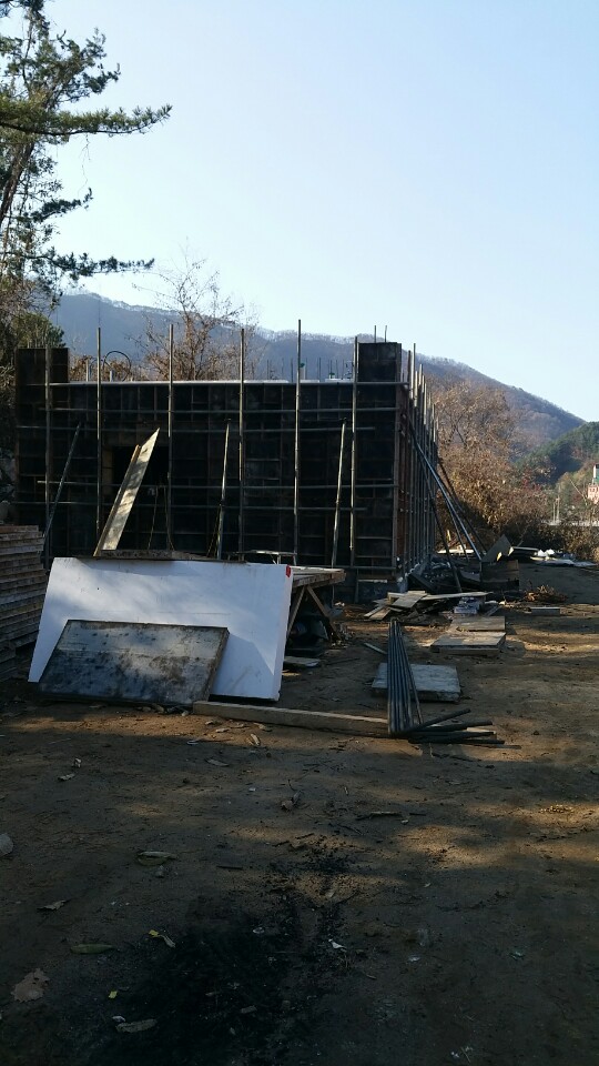  1) 토목공사를 마치고 이젠 본격적인 주택공사 시작