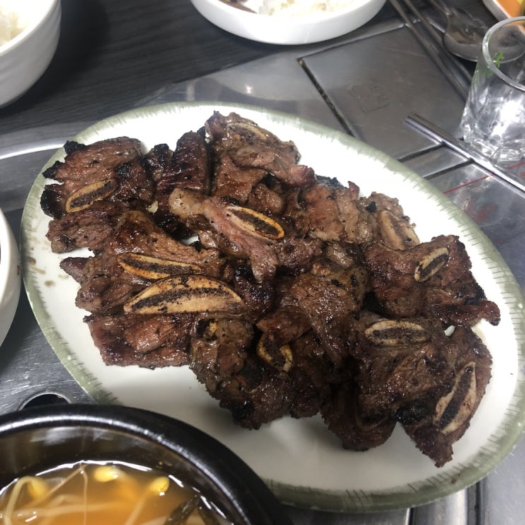  을지로맛집 LA갈비 ‘용강식당’ - 충무로 인현상가 뒷골목