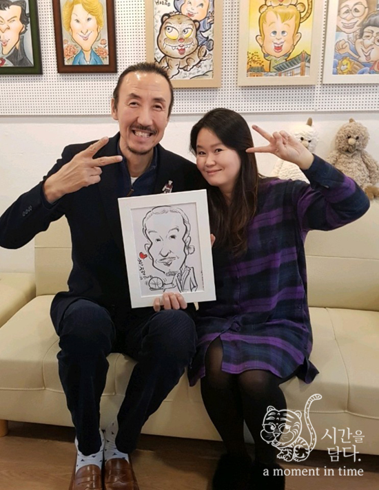  시간을담다 한기범 감독님의 캐리커쳐