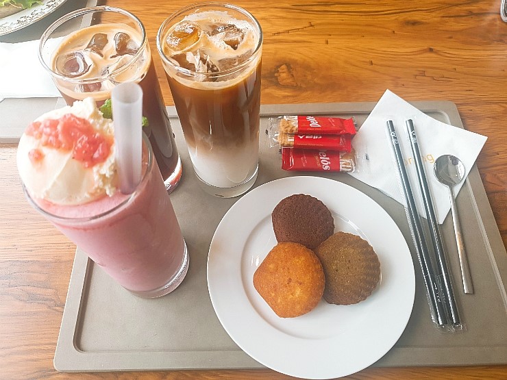  전주 카페/전주롯데백화점맛집/노랑카페 :)