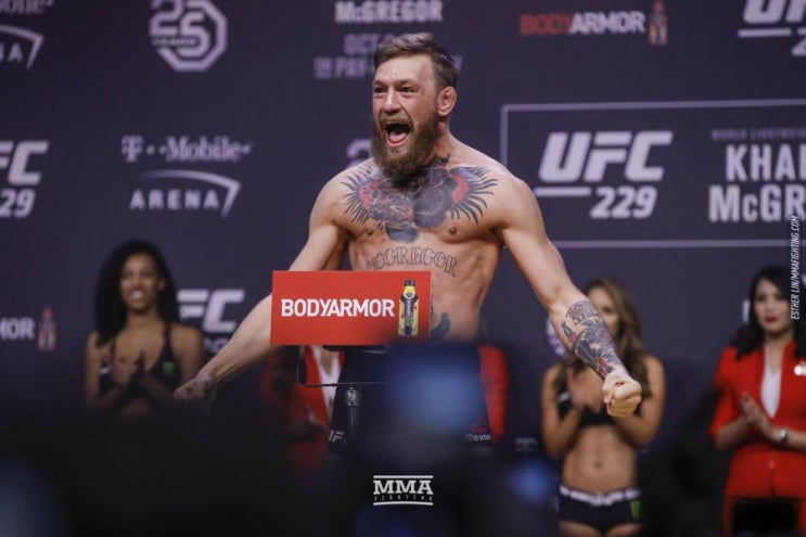  코너 맥그리거 MMA 은퇴 선언
