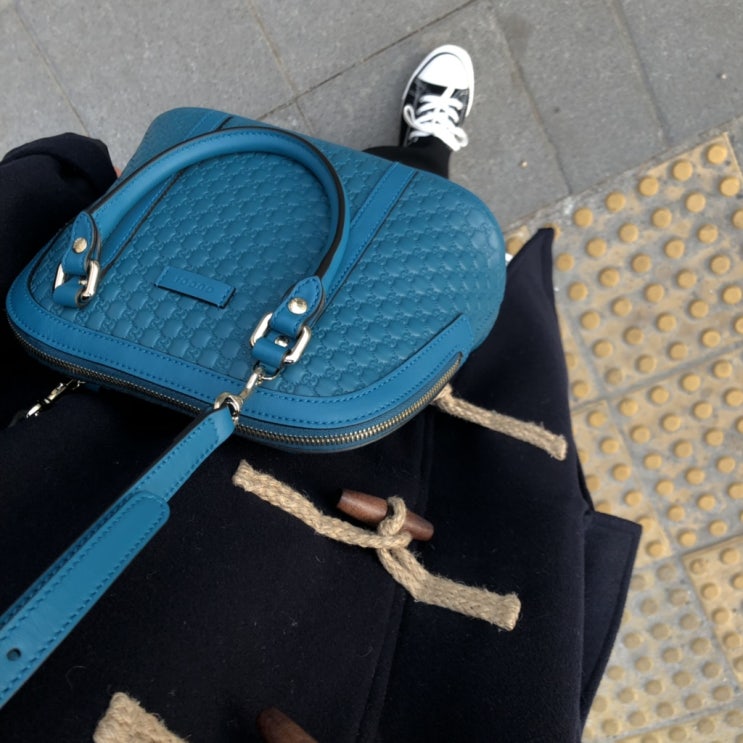  GUCCI 구찌 마이크로시마 미니돔 딥코발트
