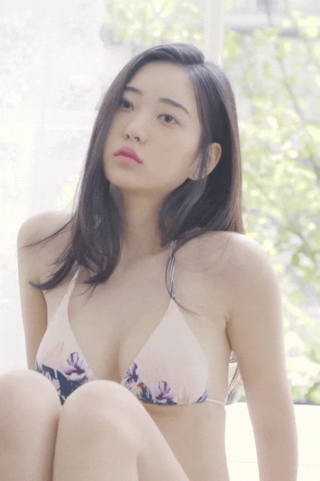  모델 신재은 맥심 화보 움짤 모음