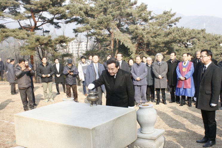[160.3] 이낙연 <b>국무</b>총리가 봉황각 오던 날