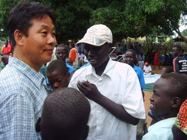 9살 군인   (故 이태석 신부) 이야기