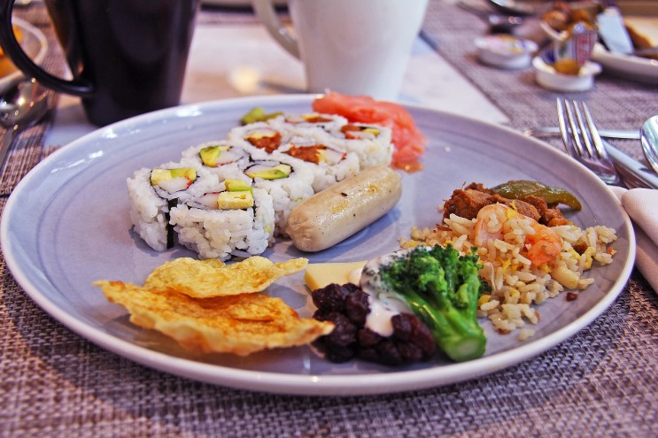 (수라바야 여행) 수라바라에서 먹은 음식들 (1) - 페어필드 바이 메리어트 호텔 부근 음식점 : Warung IPang & HOK SIONG