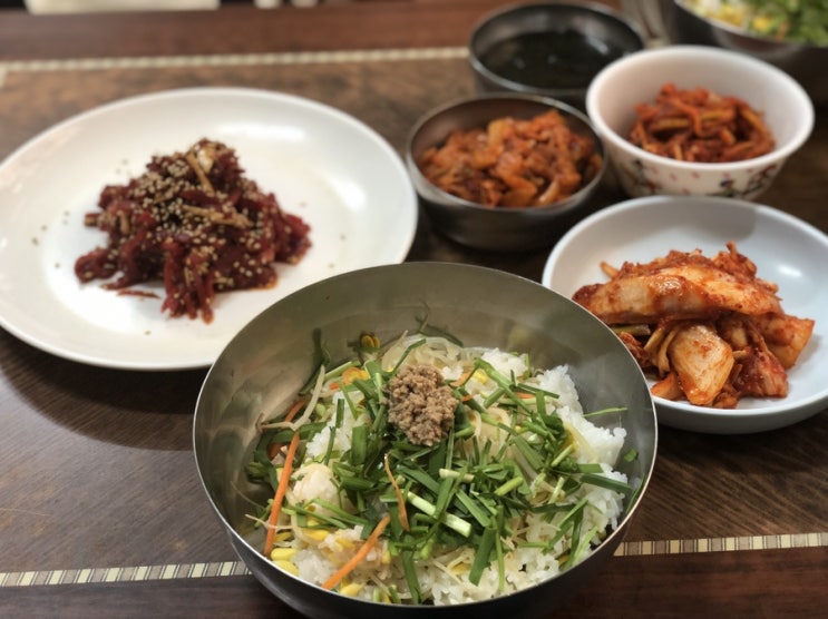  대전 선화동 맛집 선화콩나물밥식당 육회와 콩나물밥의 조화 육회비빔밥