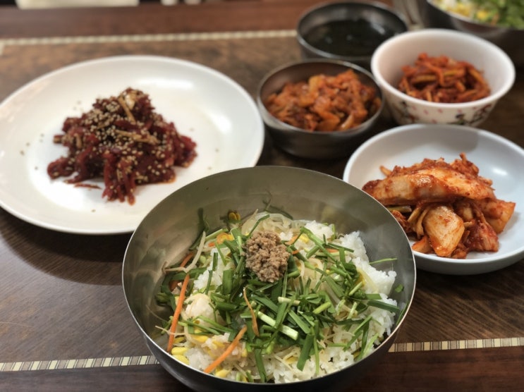 대전 선화동 맛집 선화콩나물밥식당 육회와 콩나물밥의 조화 육회비빔밥