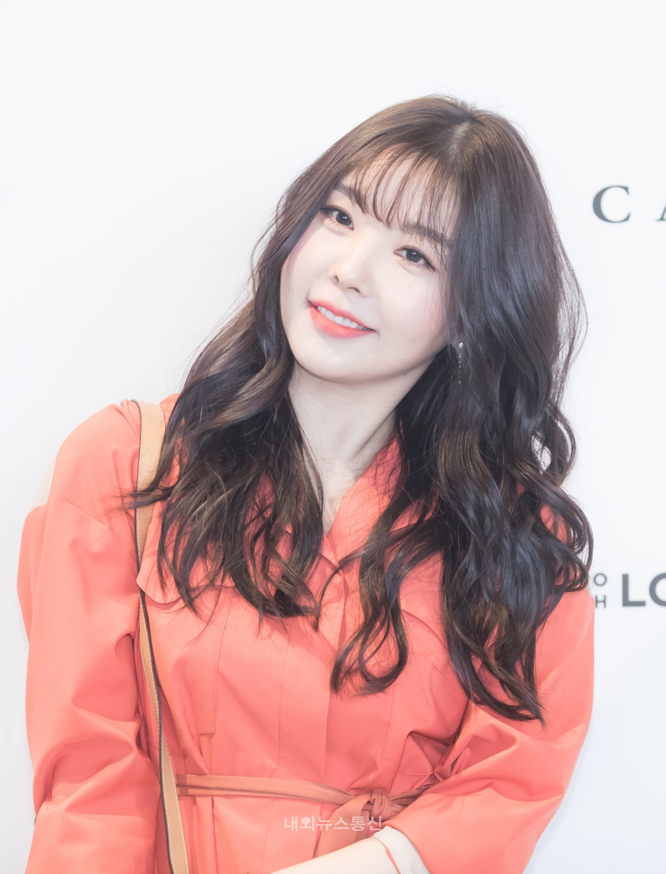  [VLEEDA] 블리다 하이서울패션쇼 with 가수 레이나