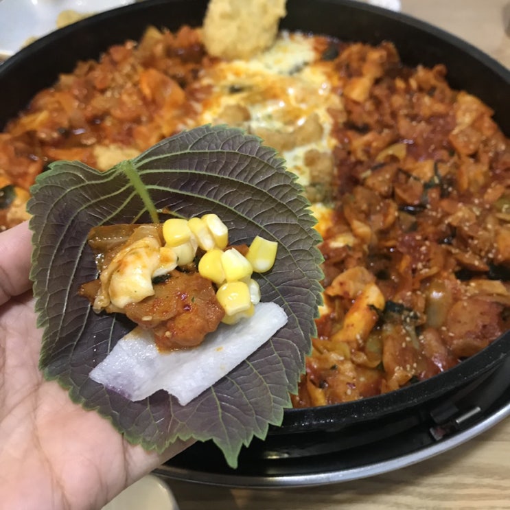 부산대 맛집 홍춘천 새우 치즈닭갈비 점심해결
