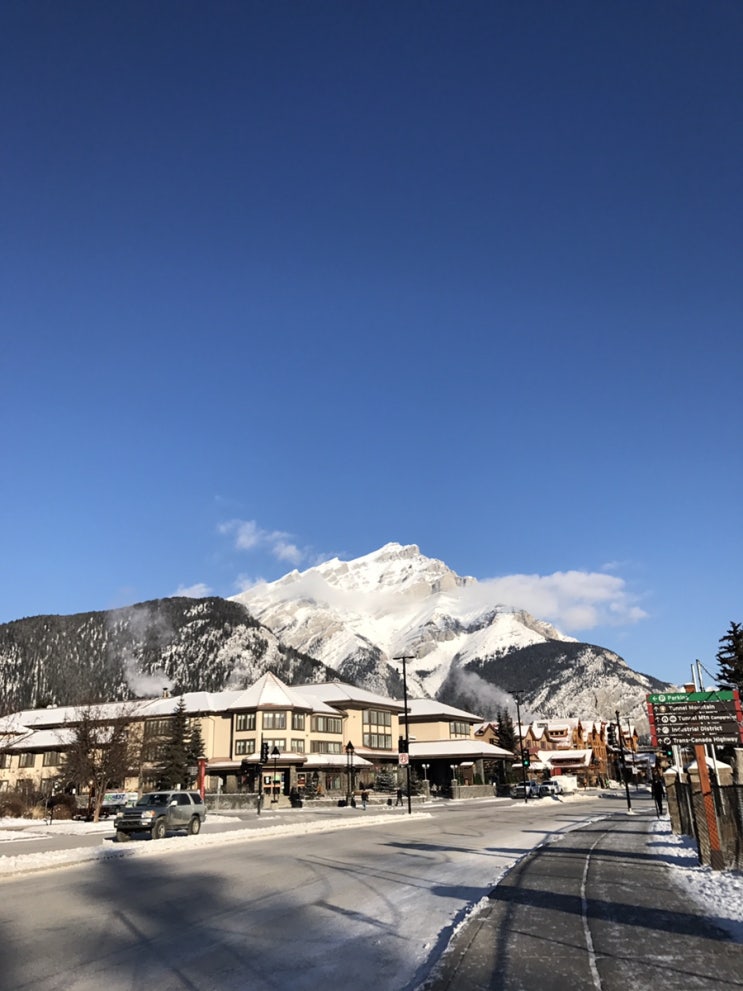 [캐나다의생활] Banff 록키산맥안에서의 2년동안의 삶 밴프핫스프링스 미네왕카호수 레이크루이즈