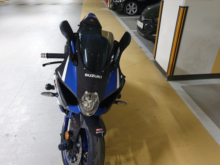  GSX-R1000R 2018 헤드라이트 보호커버의 아주 좃같은 점