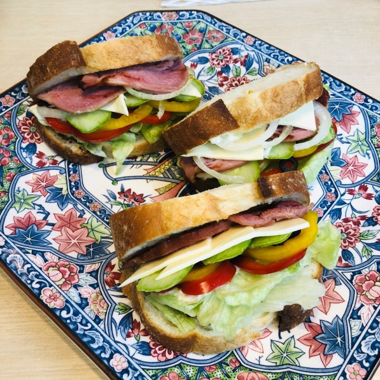  써브웨이 보다 맛있는 훈제칠면조다리 터키샌드위치