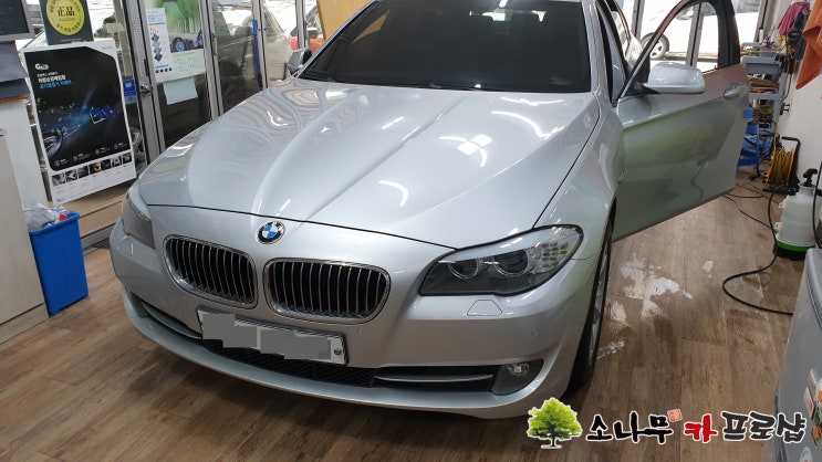  BMW 520D F10 후방카메라  교환