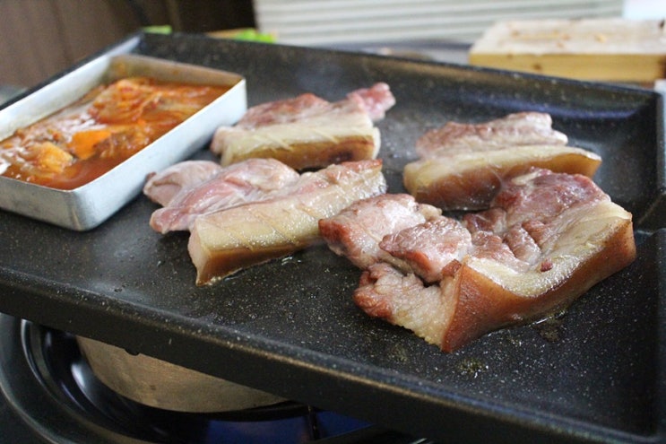  제주도 흑돼지 무한리필 배터지게 먹을사람~
