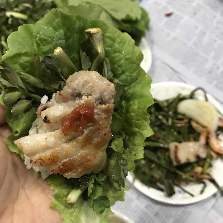  [Daily] 첫 #셀프네일 성공적 #미나리 #삼겹살 배부르게 먹어따 !