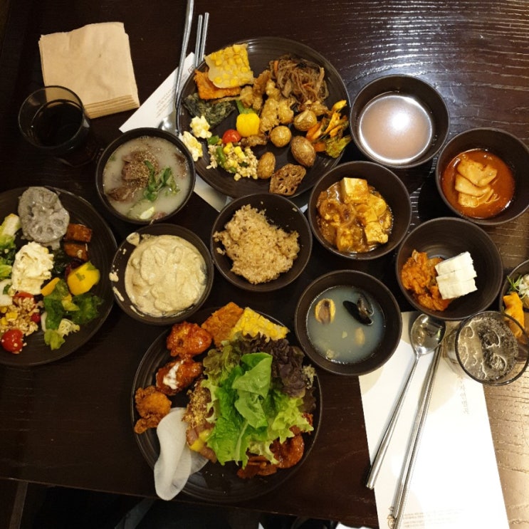  자연별곡 목동점 : 먹을게 너무 많잖아!