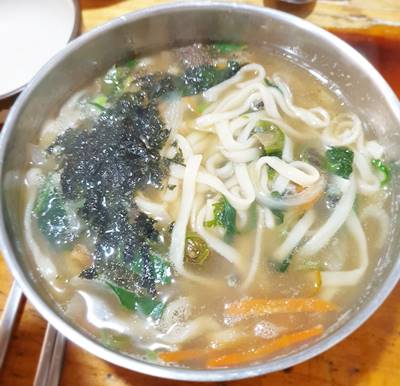  하트시그널 가평 맛집/ 다슬기 칼국수 / 【선어치 고개집】