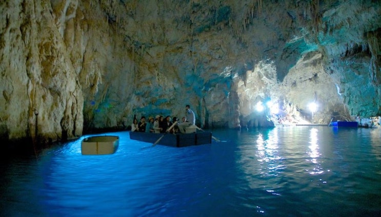 카프리섬을 가지 않고도 즐길 수 있는 푸른동굴 (이탈리아여행 일정)
