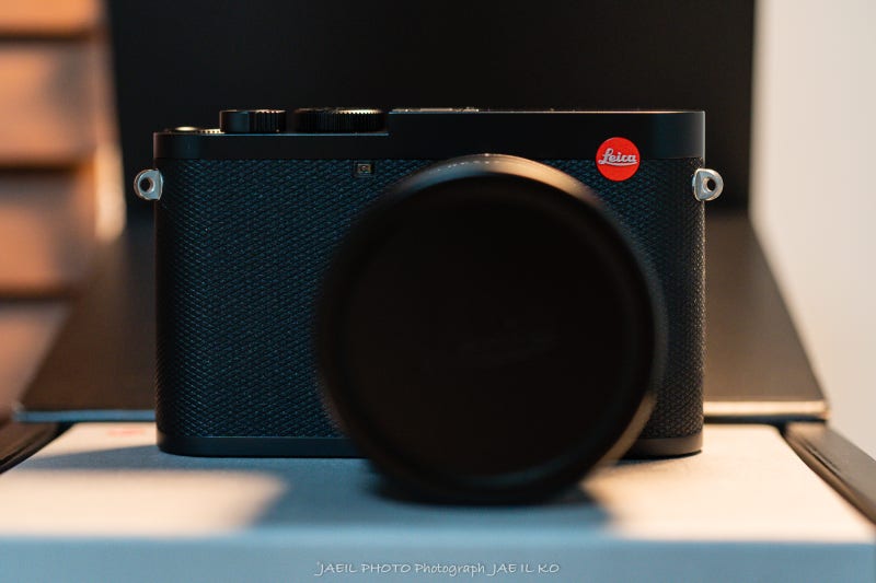 라이카 Q2 (LEICA Q2) 개봉기 및 사용기 Q 차이점