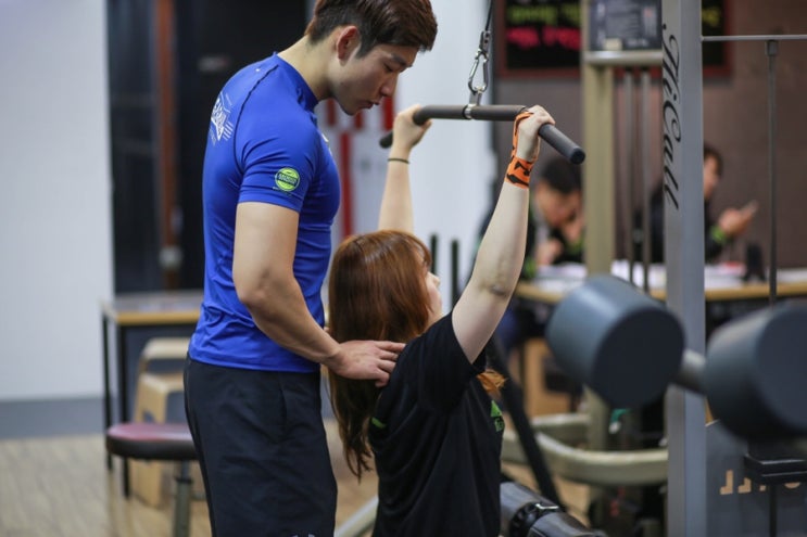  웨이트트레이닝 교육 다녀오다 강인수대표님 등운동