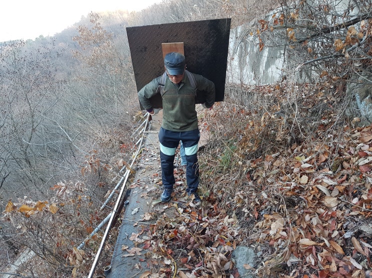 미륵산 등산로철거