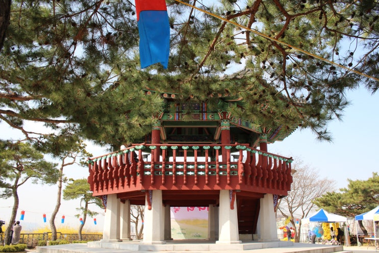  응봉산 봄풍경
