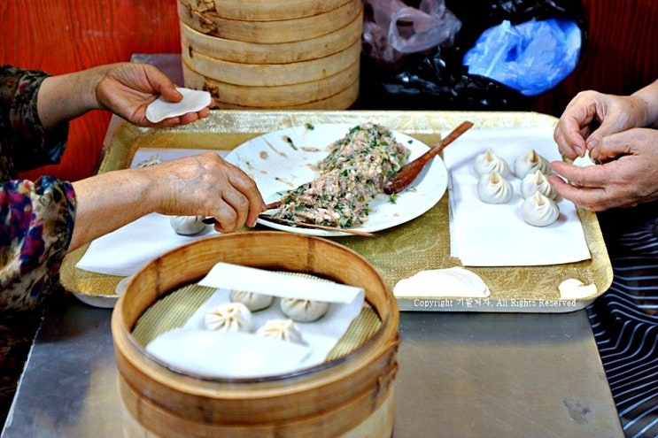 인천 차이나타운 맛집 짜장면 없는 중국집 원보만두 샤오롱바오 군만두