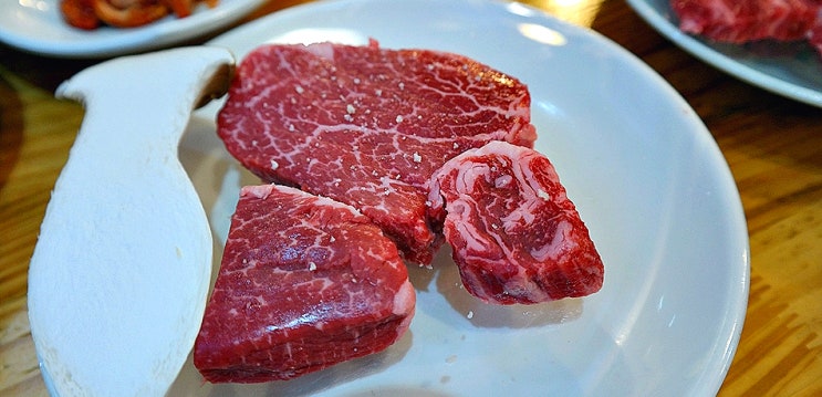  광명역 맛집 - 화진식당은 소고기 맛집.(광명역 한우 회식 장소)
