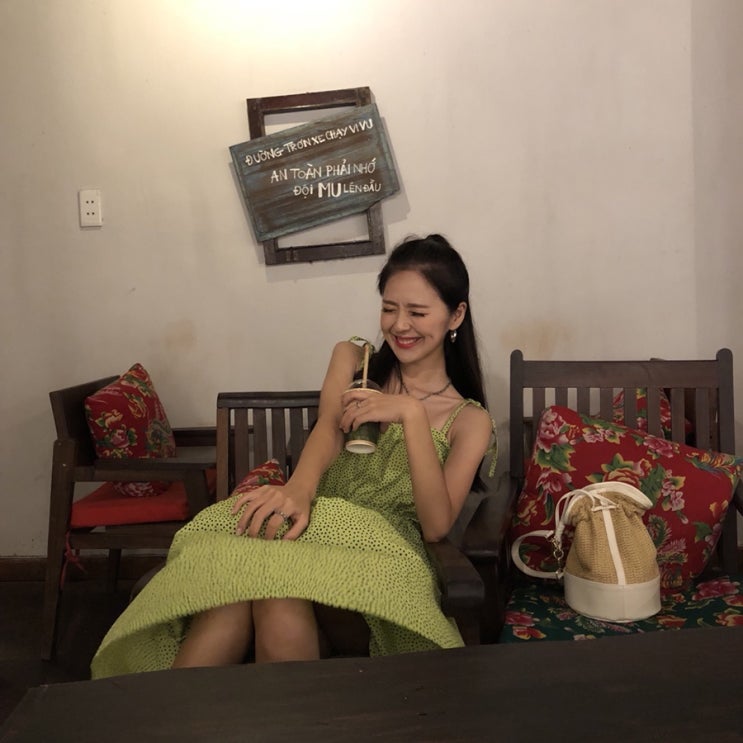  엄마랑 다낭 호이안 여행, 올드타운 밤거리와 콩카페