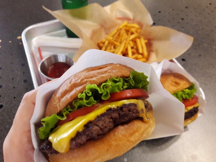  창원가로수길 맛집 버거인뉴욕 수제버거 먹방