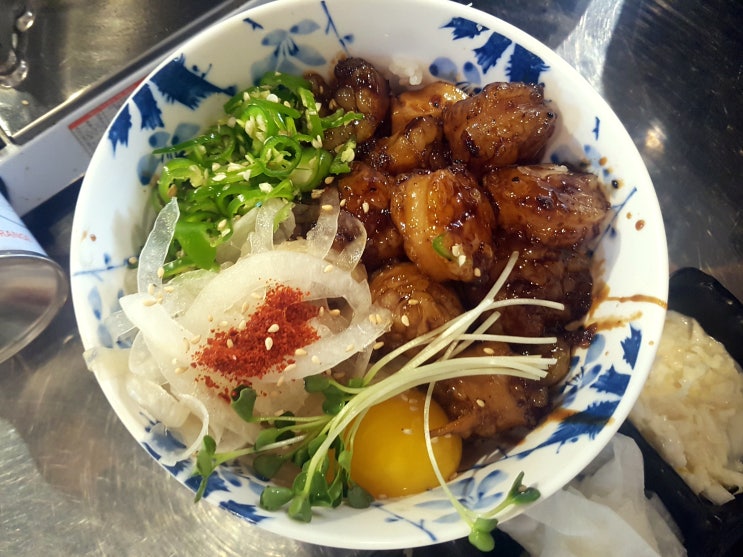 강남 '대낚식당'에서 대창 덮밥 & 곱도리탕 먹은 후기 = 대창덮밥 맛있음