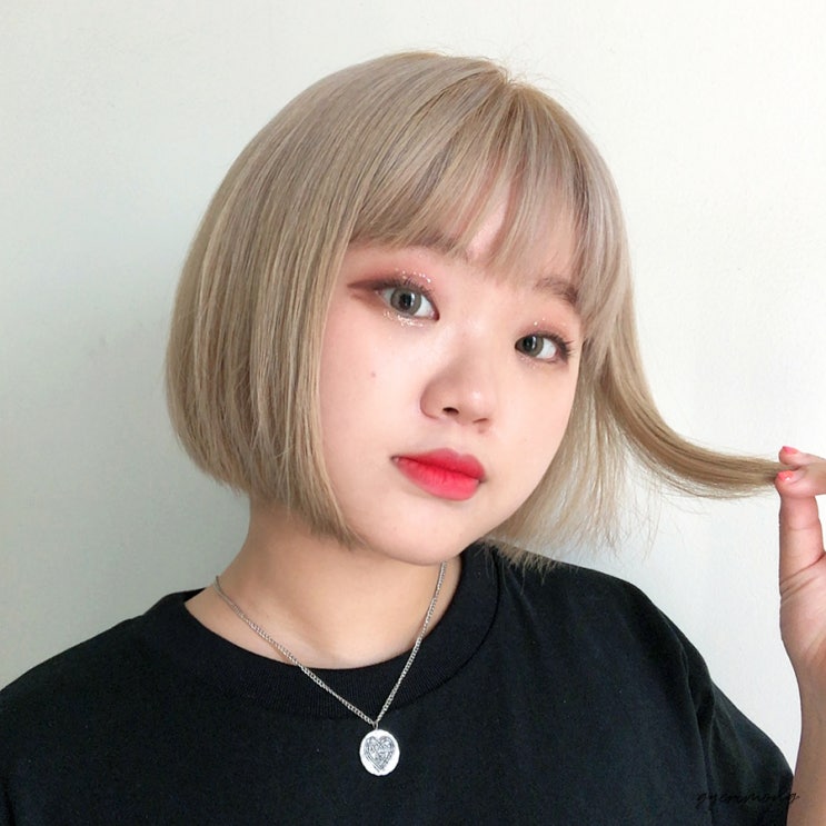  애쉬베이지 염색하고 태국 잘 다녀왔어요 ! 2019 여자 염색 추천은 무조건 베이지 !! with 위드뷰티살롱 경아실장님 c