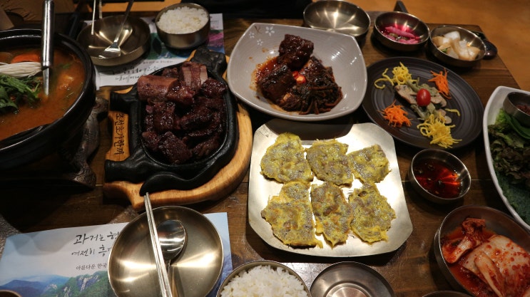  일산 밥집 조선초가한끼 소갈비 라페스타 소갈비 육전 한상 차림 