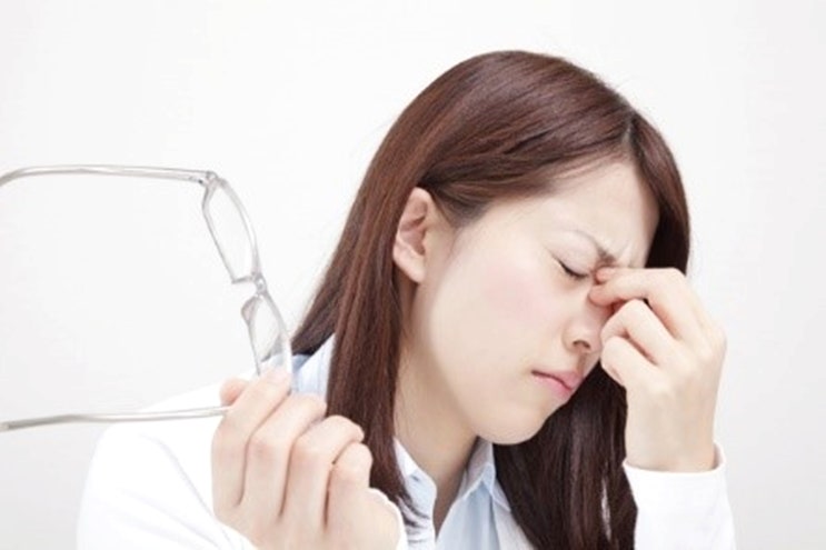  눈알이 아파요, 이유는? 복합관리 필수