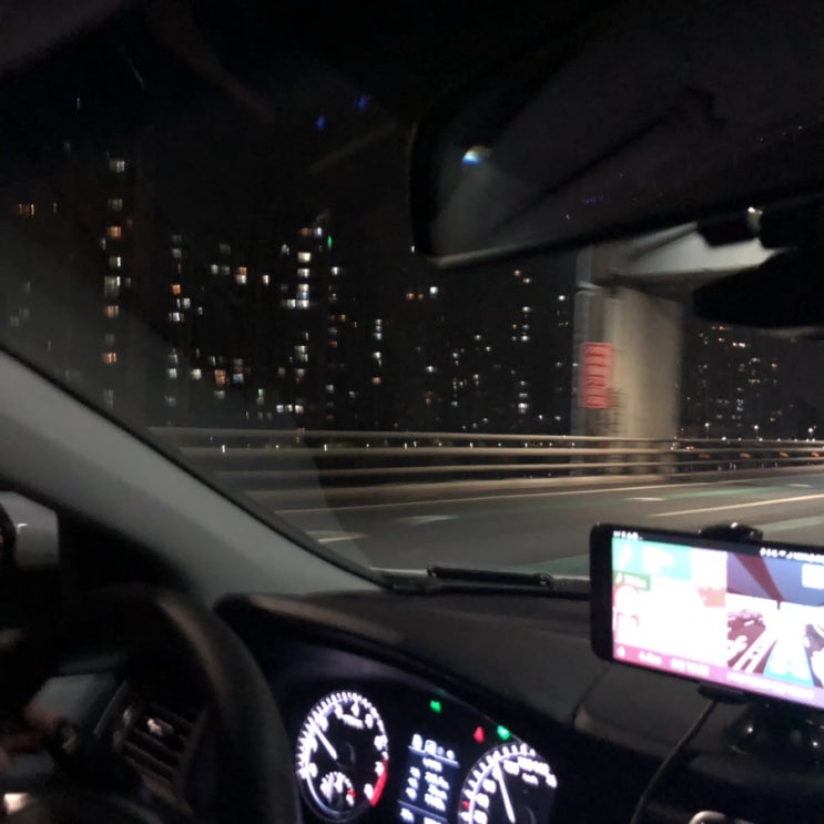  1박2일 부산여행 해운대, 해리단길 다녀오다.
