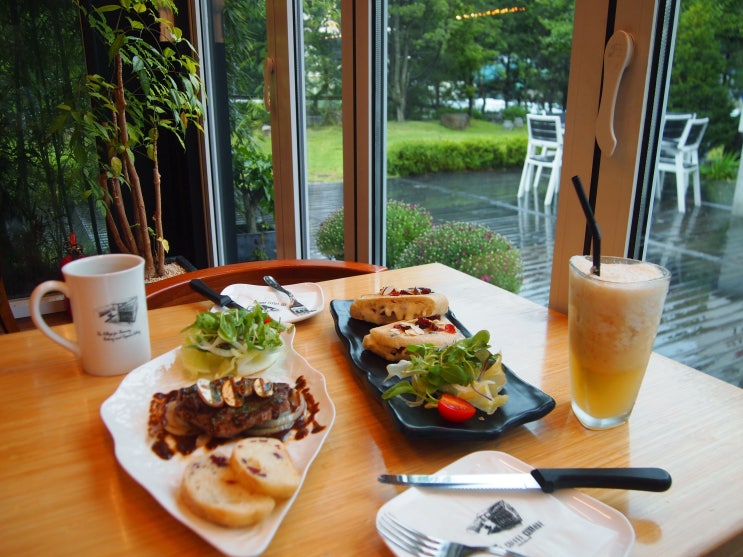  용인카페 | 빵맛은 기본, 커피에 브런치, 이번주말 드라이브 겸 이런 카페어떨까? '더커피빌리지'