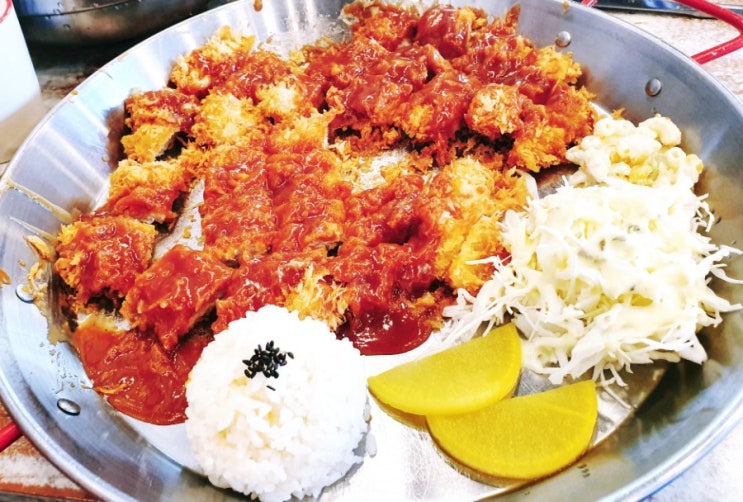  가성비 갑인 냉면과 돈까스  환상의 궁합 양도 푸짐하고 맛도 풍성한 720 돈까스 냉면집