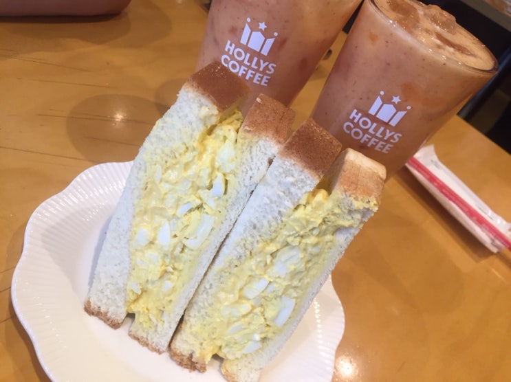  할리스커피 신메뉴 에그마요 샌드위치&천도복숭아주스