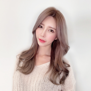 중간머리 레이어드컷 애쉬베이지 염색 함께해요