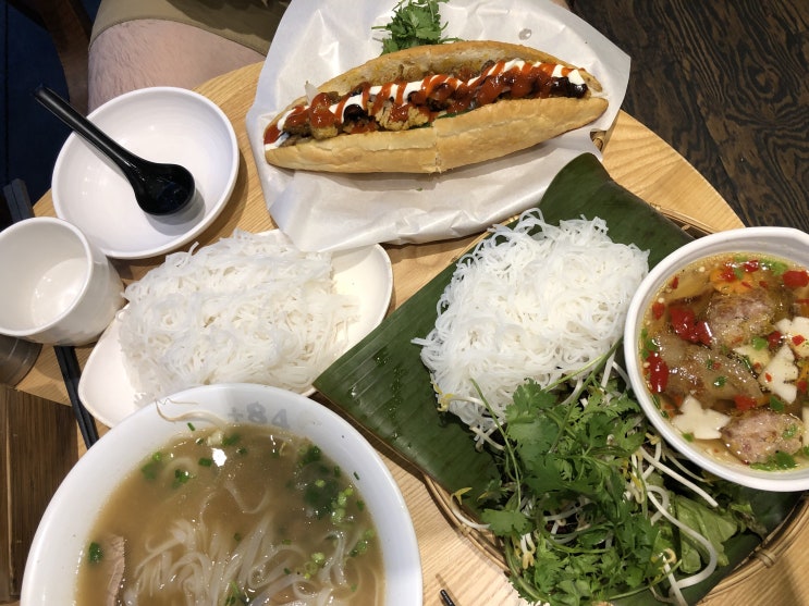 종로 베트남 음식 반미 분짜 대박