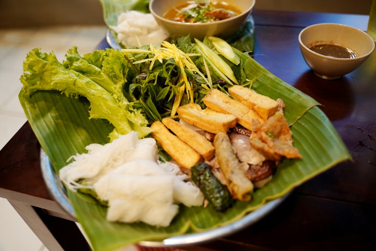  베트남 나짱 여행 분더우맘똠 과 돼지족발 카레가 맛있는 나트랑 맛집 Bún đậu Bảo Trân Nha trang #1
