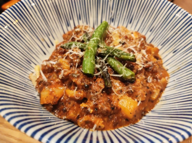  여기 진짜 강추... 회기맛집 넘어선 동대문구맛집 [ 코지인무르무르 / Cozy in MurMur ]
