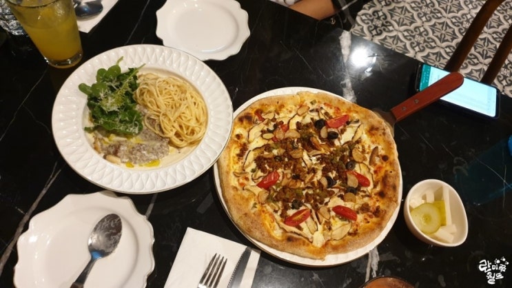  둔산동 브런치카페 시즌파이브 클래식 대전점 대전 화덕피자 맛집이당