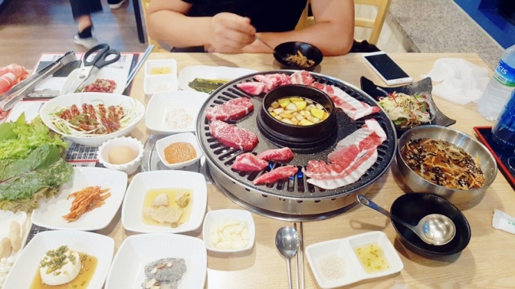  [우서방 소한마리]푸짐한 한상차림~~