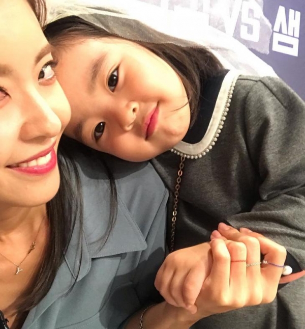  ‘냉장고를 부탁해’ 이윤지, 딸 라니와 함께 한 출연 인증샷…“맛있는경험 이었습니다”